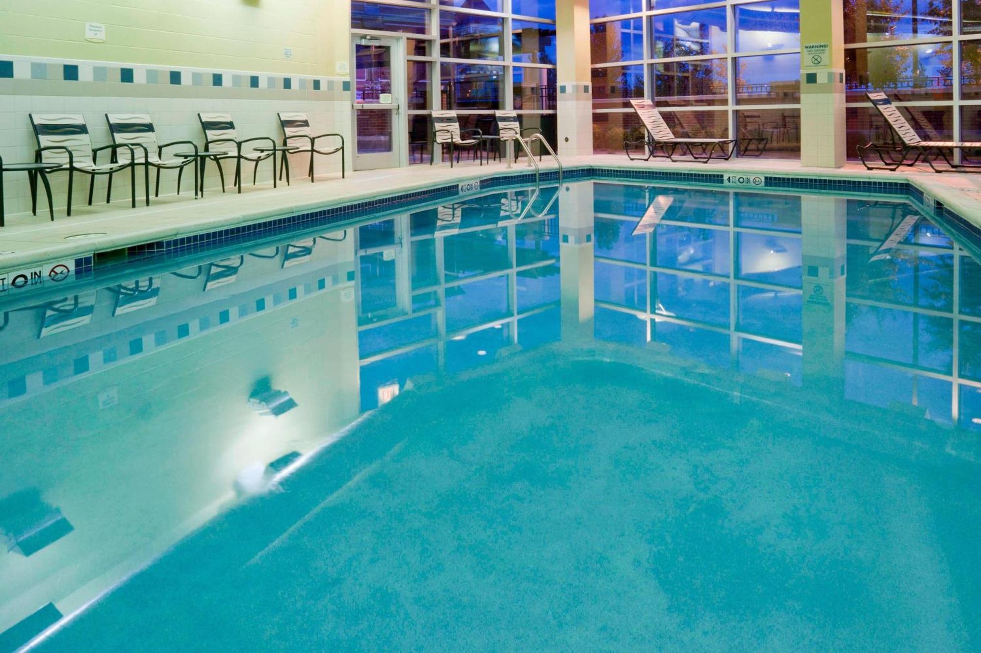 Courtyard Minneapolis Maple Grove Arbor Lakes Ngoại thất bức ảnh